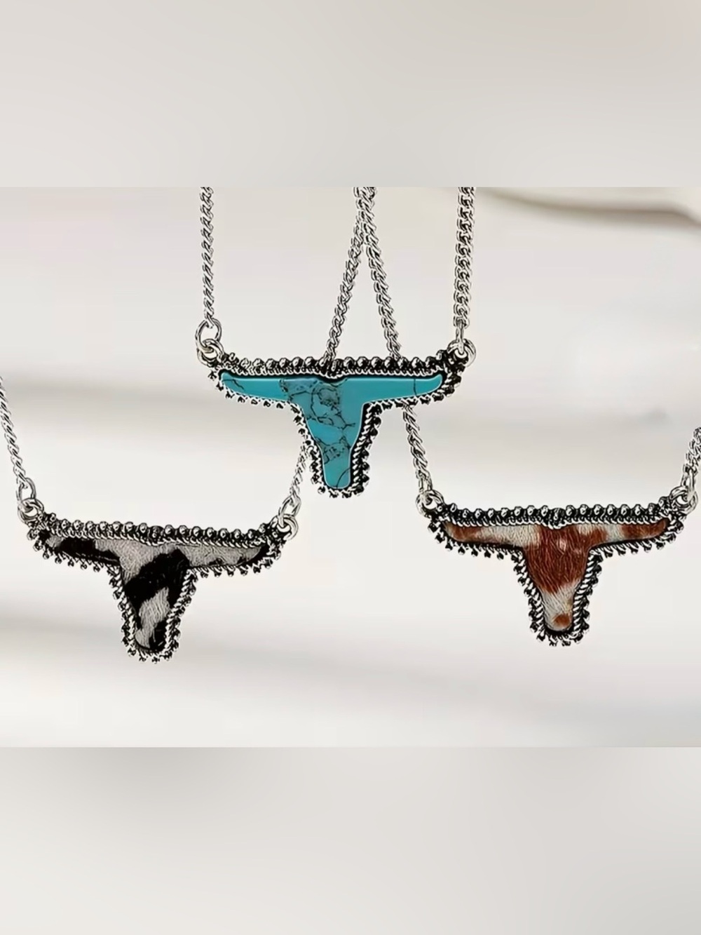 Turquoise Style Longhorn Bull Head Necklace Silver Tone Western Cowgirl